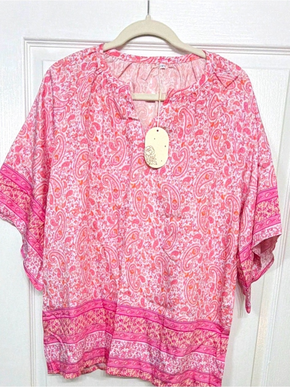 Women's Pink Paisley Split-Neck Tunic Top